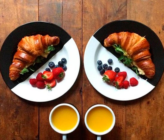Рай перфекциониста: симметричные завтраки для двоих