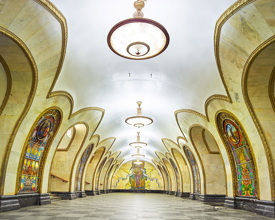 станция Новослободская