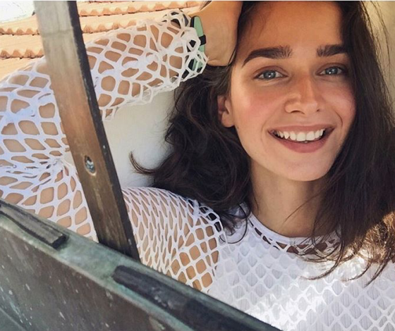 Российская модель рассказала нам, почему ее брови заметил даже американский Vogue