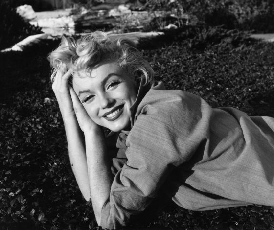 Знаешь, сколько стоит платье Мэрилин Монро?