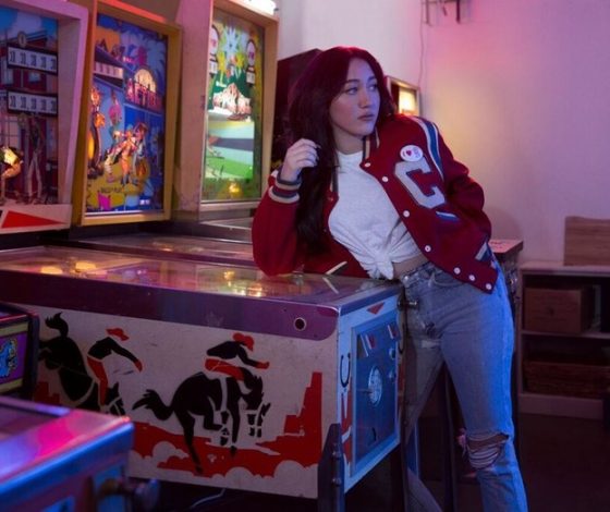 Сестра Майли Сайрус выпустила первый клип!