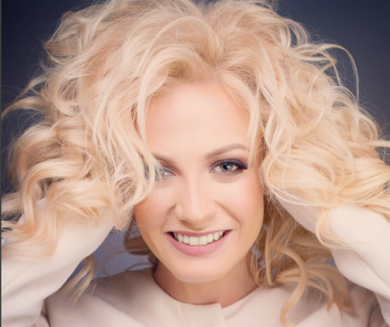 Как выглядит мама Полины Максимовой! Ты не поверишь!