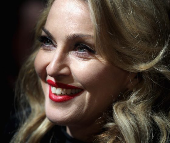 Сын Мадонны cнова нахамил матери!