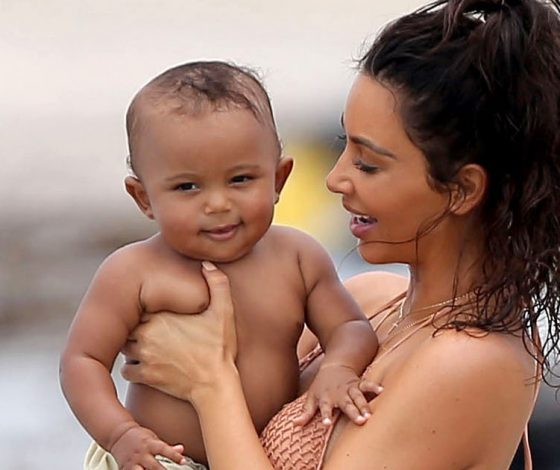  Сыну Ким и Канье год! Вспоминаем самые милые фото Сэйнта