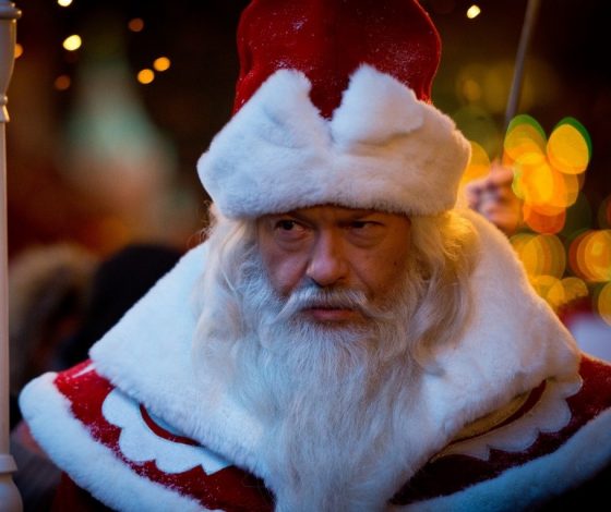 Волосатый Федор Бондарчук в костюме Деда Мороза: сон или реальность?
