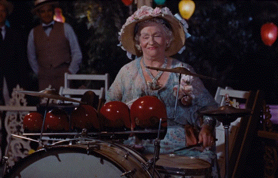 Уроки мэйкапа 86-летней бабушки взорвали Интернет