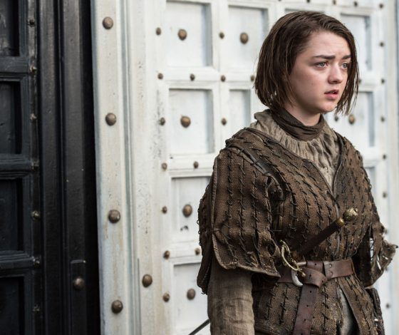 Голая Арья Старк: в Сети появились обнаженные фото актрисы «Игры престолов»