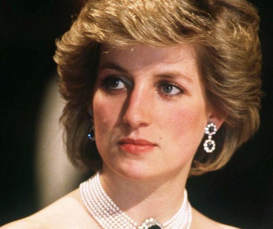 Сколько стоит самое красивое платье принцессы Дианы?