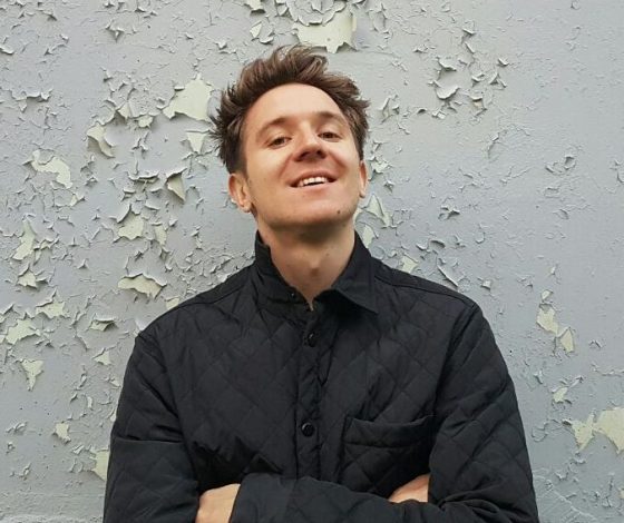 Денис Кукояка устроил дочери грандиозный праздник: персонажи из «Семейки Аддамс» и автомат с сахарной ватой