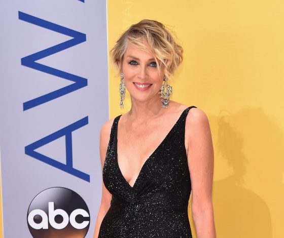 На что Шэрон Стоун готова ради любви?