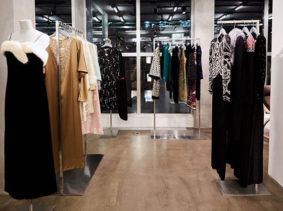 Редкие винтажные вещи теперь можно купить в Aizel!