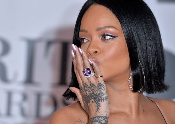 Рианна, как всегда, отличилась. Что на этот раз?