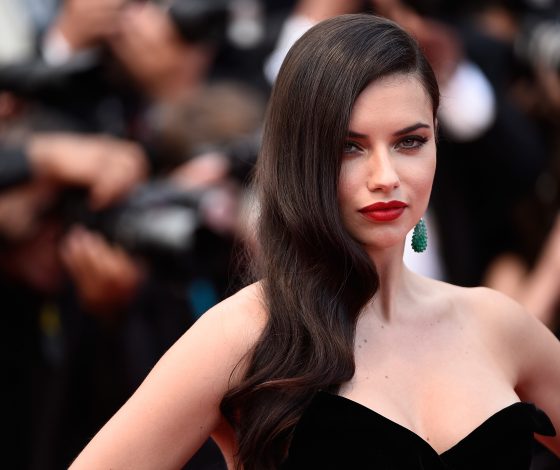 Как выглядит Адриана Лима в отпуске?