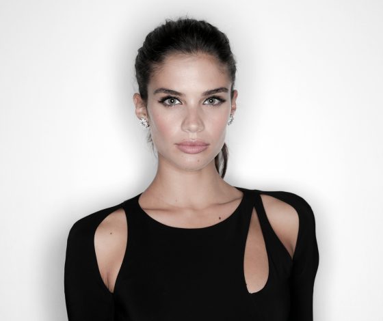 Модель Сара Сампайо выходит замуж!