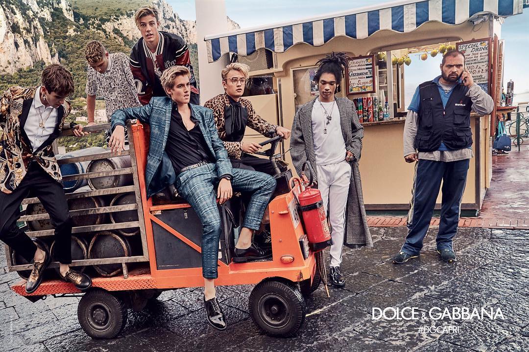 Рекламная кампания Dolce \u0026 Gabbana! Можем увидеть сыновей знаменитостей