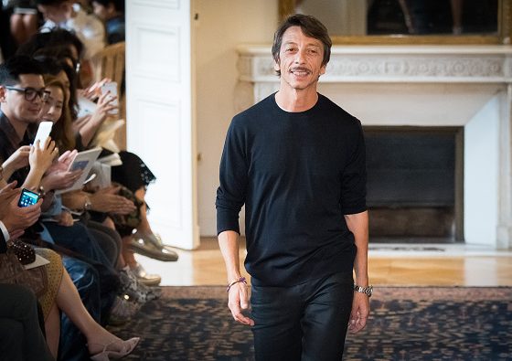 Во главе Valentino новый дизайнер. Как прошел первый показ?