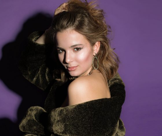 Александра Маниович: как отличить парижанку от москвички?