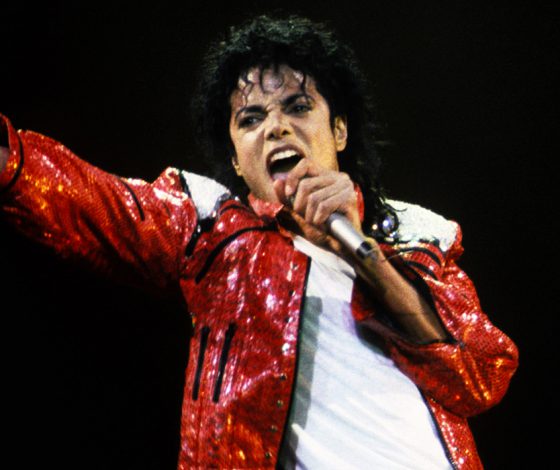 Не верим! Еще одна шокирующая видеозапись с Майклом Джексоном и несовершеннолетним