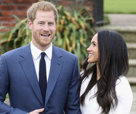 Пальто, в котором Меган Маркл объявила о помолвке с принцем Гарри, раскупили за день!