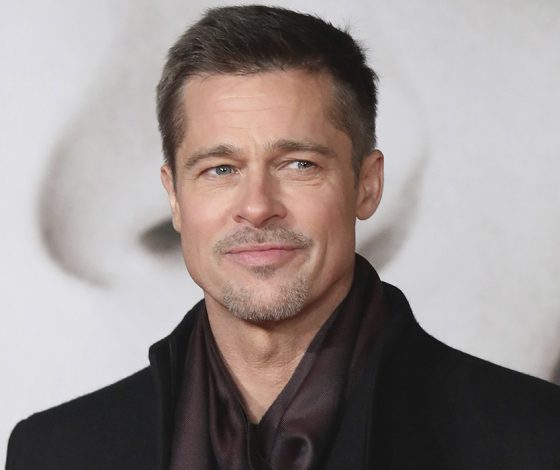 У Брэда Питта новая девушка. А что думает Анджелина Джоли?