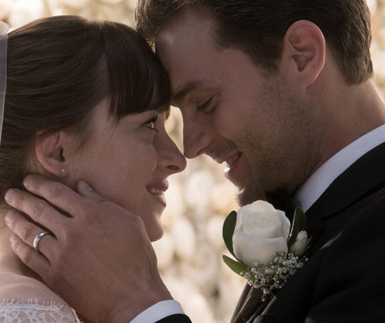 Кто создал свадебное платье Анастейши из фильма «Пятьдесят оттенков свободы»?