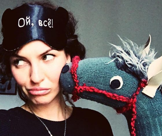 На них нужно подписаться: поэтесса Ах Астахова