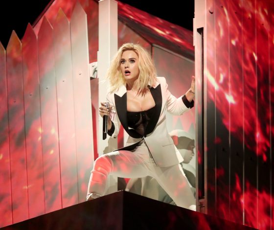 Ладно Джей Ло одна на «Грэмми», но Кэти Перри-то почему без Орландо Блума?