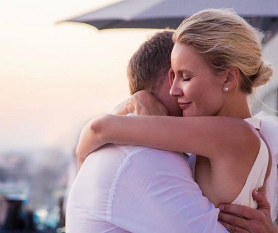 Как звезды поздравили любимых с днем святого Валентина?