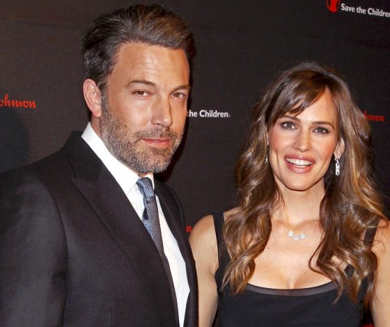 Дженнифер Гарнер раскритиковала журнал People за выдуманную статью о ней и Бене Аффлеке