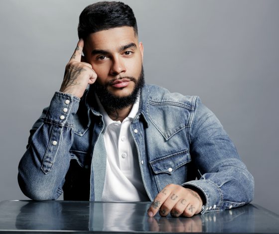 Скандал в Сети! Что не так с соском Тимати?