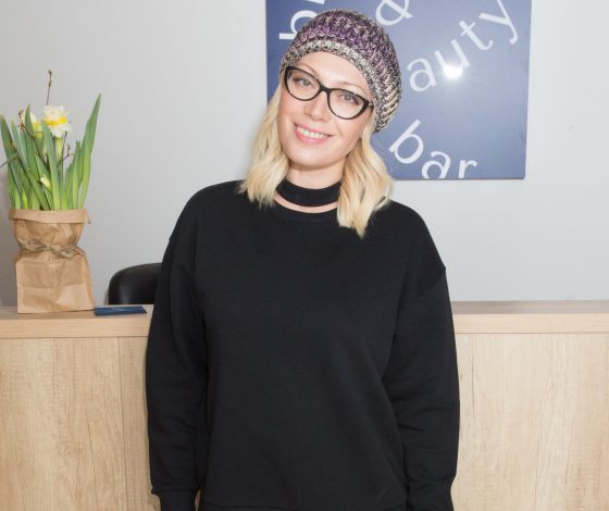 Аврора, Галина Юдашкина и Алеся Кафельникова на благотворительном бьюти-девичнике в brow&beauty bar