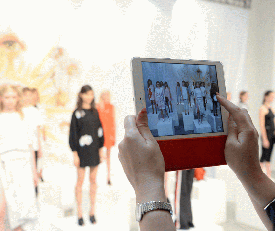 Фотографы, на которых надо подписаться во время Недель моды