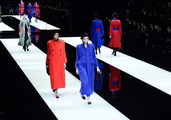 Показ Giorgio Armani здесь!