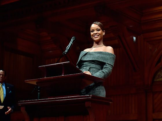 Look дня: Рианна