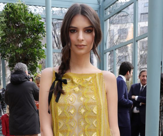 Эмили Ратаковски, Наталья Водянова и Елена Перминова на показе Valentino в Париже