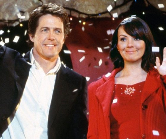 Подробности «Реальной любви-2»: герой Хью Гранта до сих пор вместе со своей ассистенткой! Мы хотим в этот идеальный мир!