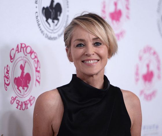 59-летняя Шэрон Стоун показала идеальную фигуру в бикини!