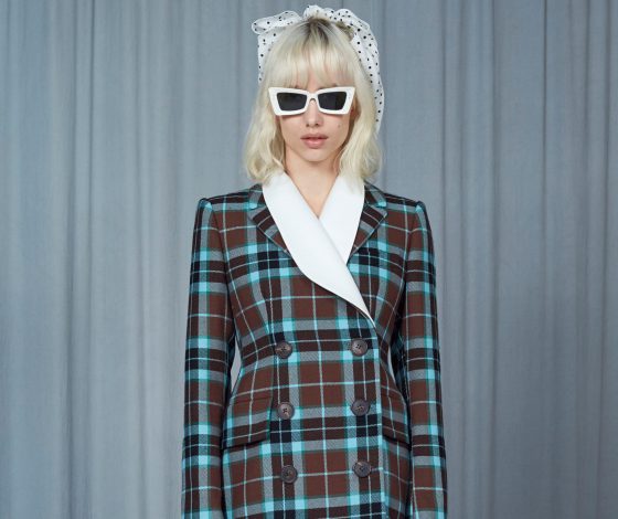 Дизайнер, который одевает для красной дорожки Мерил Стрип и Диану Крюгер, представила новую коллекцию