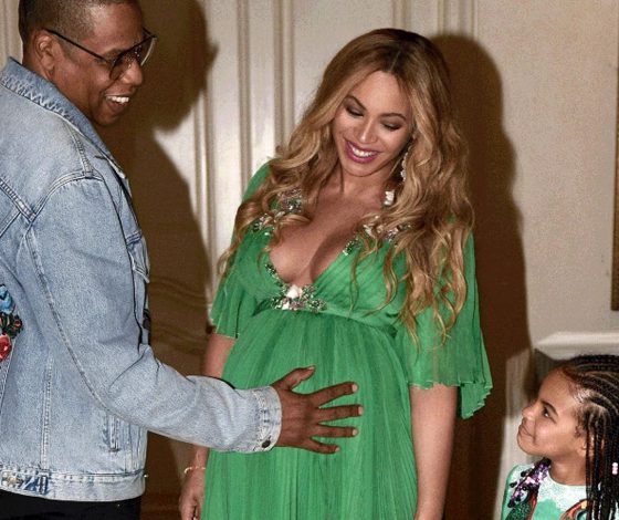 Пятилетка в платье за $26 тысяч? Как семья Бейонсе сходила на премьеру «Красавицы и чудовища»