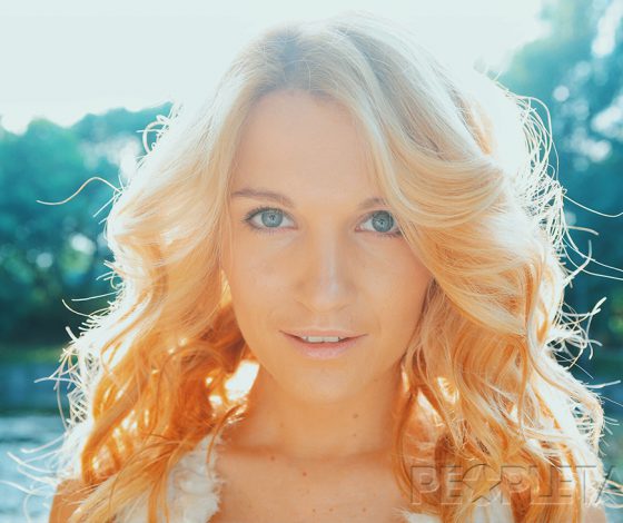 Снова за старое: Женя Малахова возвращается в музыку?