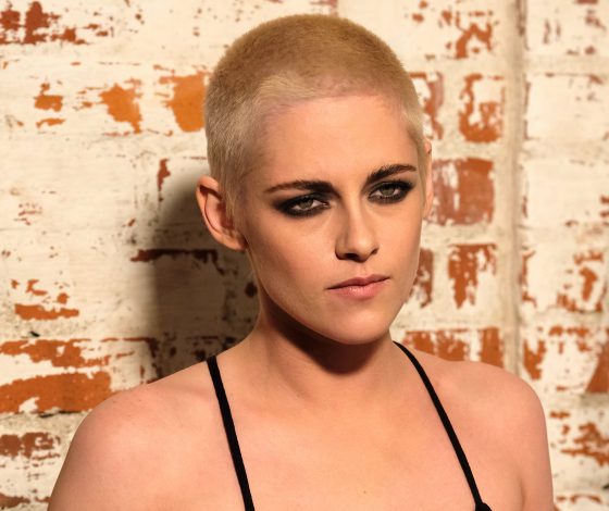 Шок дня: Кристен Стюарт теперь лысая!