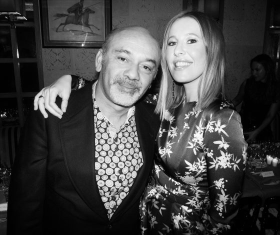 Ксения Собчак, Кристиан Лубутен, Елена Перминова и Элис Деллал на ужине L’Officiel Russia в Париже