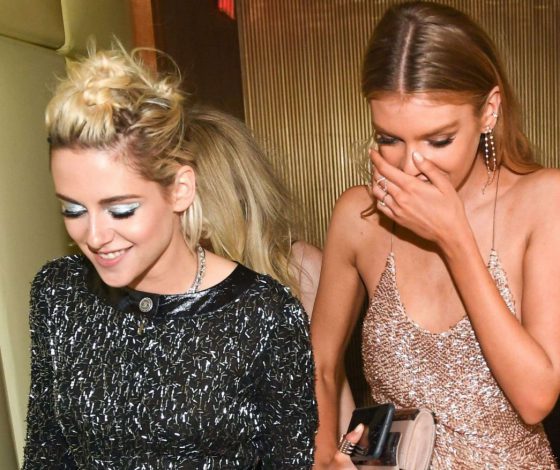 Как так? Девушка Кристен Стюарт Стелла Максвелл целуется с мужчиной