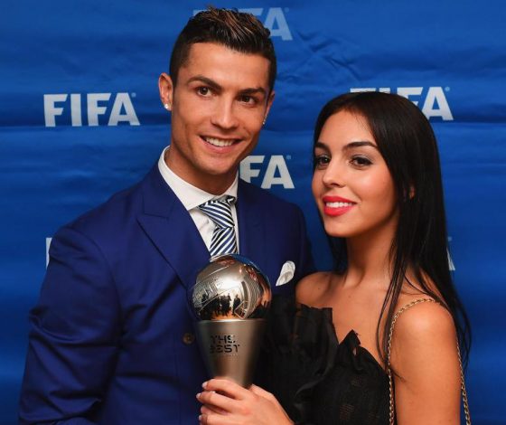 Продавщица стала моделью! Как роман с Роналду может изменить жизнь?