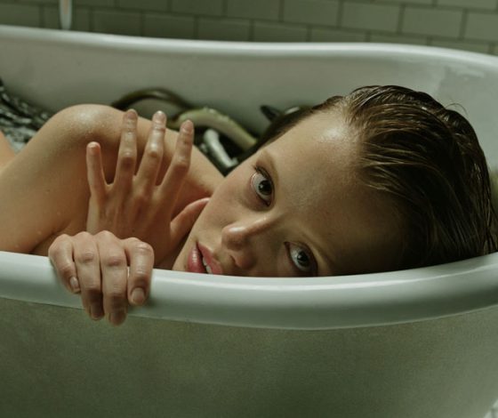 Любители ужасов и фантастики будут в восторге: почему надо смотреть «Лекарство от здоровья»?