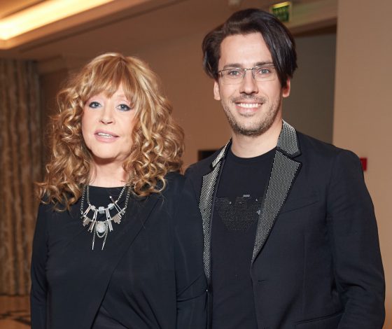 Максим Галкин опубликовал откровенное фото Аллы Пугачевой! Да! Она в купальнике!