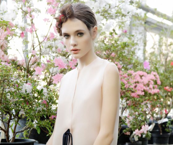 Красные маки и чешуя: лукбук Erica Zaionts