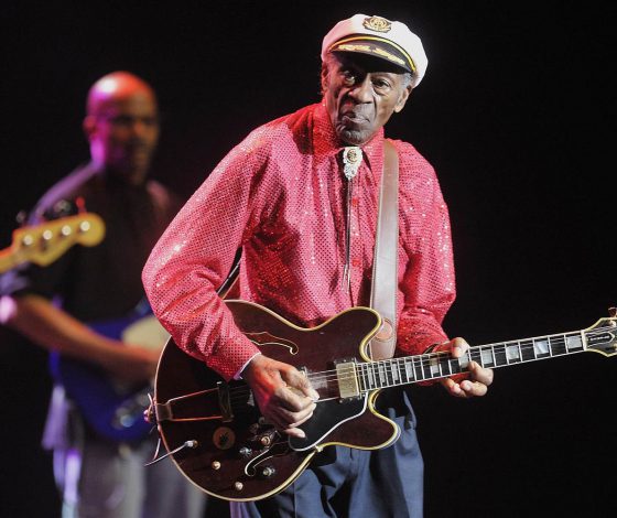 Умер легендарный музыкант Чак Берри