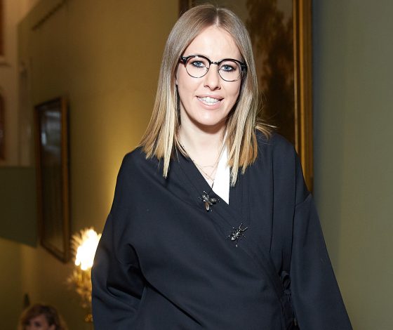 Ксения Собчак, Вера Брежнева и Светлана Бондарчук на показе Alexander Terekhov