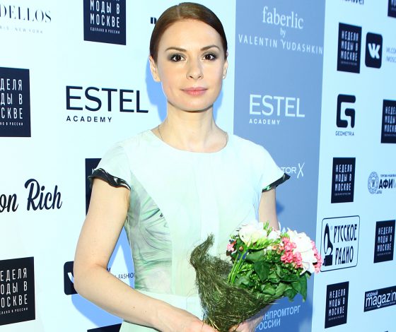 Ирина Лачина и другие звёзды на показах второго дня Недели моды в Москве.